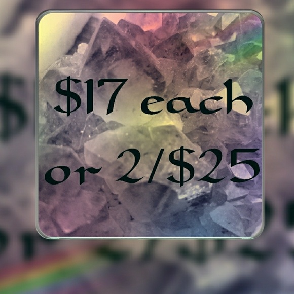 2/$25🌞Gemstone Necklace - Aventurine - Picture 5 of 5